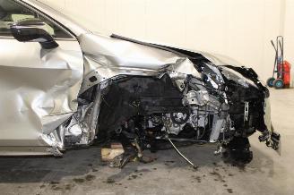 Lexus UX  picture 5