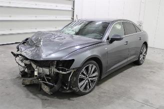 Schadeauto Audi A6  2019/5