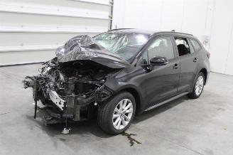 krockskadad bil auto Toyota Corolla  2025/2
