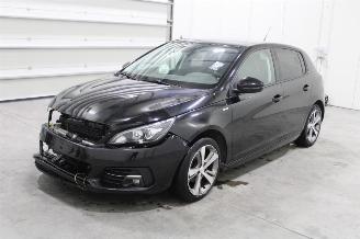 Damaged car Peugeot 308  2020/2