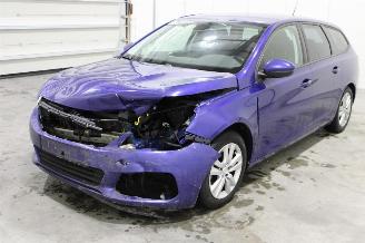 skadebil auto Peugeot 308  2019/4