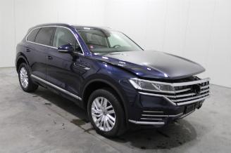 Volkswagen Touareg  picture 2
