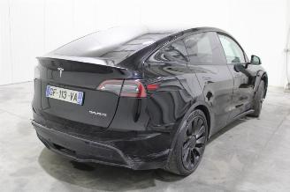 Tesla Model Y  picture 3