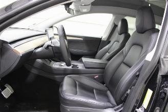 Tesla Model Y  picture 10