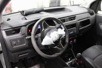 Renault Express  picture 10