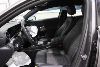 Mercedes A-klasse A 250 picture 11