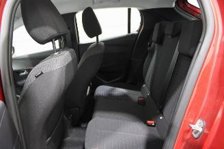 Peugeot 208  picture 11