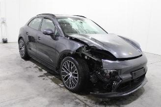 Porsche Macan  picture 2