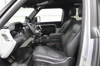 Land Rover Defender  picture 11