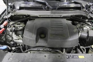 Land Rover Defender  picture 14