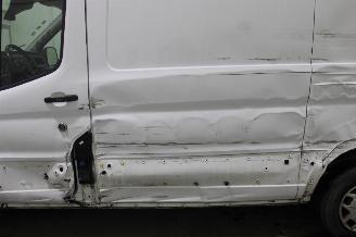 Ford Transit  picture 21