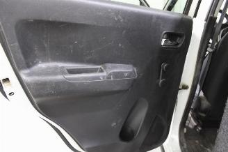 Suzuki Ignis  picture 19