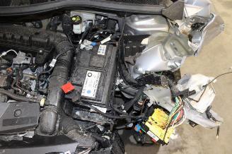 Peugeot 2008  picture 22