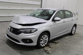 Schadeauto Fiat Tipo  2020/6