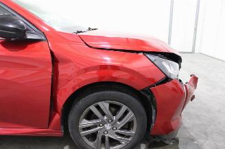 Peugeot 208  picture 5