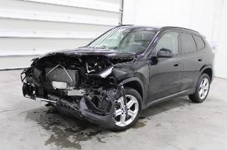 krockskadad bil auto BMW X1  2025/6