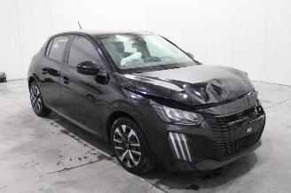 Peugeot 208  picture 2