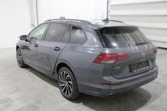 Volkswagen Golf  picture 4