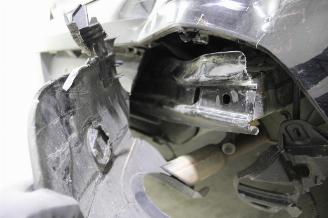 Peugeot 208  picture 7