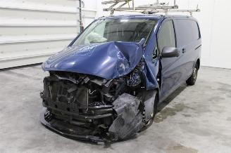 Démontage voiture Mercedes Vito  2022/1