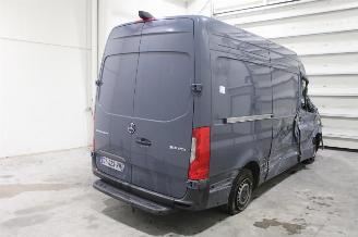 Mercedes Sprinter  picture 3