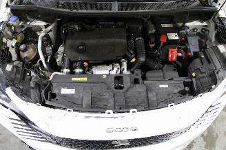 Peugeot 5008  picture 23