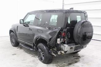 Land Rover Defender  picture 4