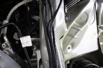 Peugeot 208  picture 16