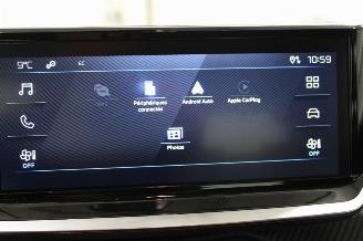 Peugeot 208  picture 15