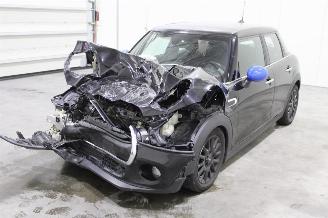 Sloopauto Mini One  2019/6