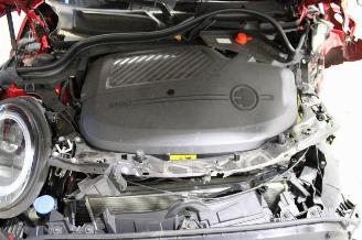 Mini Cooper SE picture 4