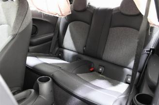 Mini Cooper SE picture 10