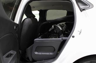 Renault Clio  picture 11