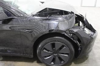 Tesla Model 3  picture 7