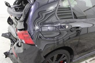 Volkswagen Golf  picture 8