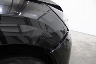 Peugeot 208  picture 8