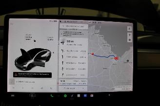 Tesla Model 3  picture 13