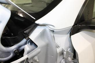 Tesla Model Y  picture 8