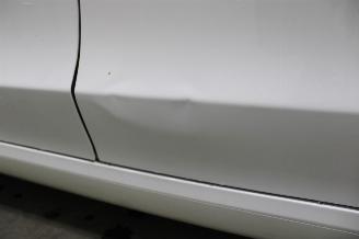 Tesla Model 3  picture 7