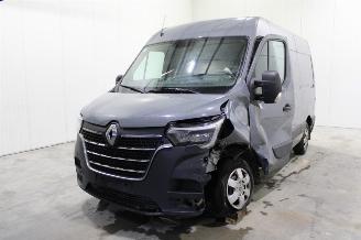 Vaurioauto  passenger cars Renault Master  2023/5