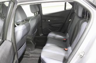Peugeot 2008  picture 12