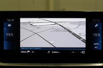 Peugeot 2008  picture 14