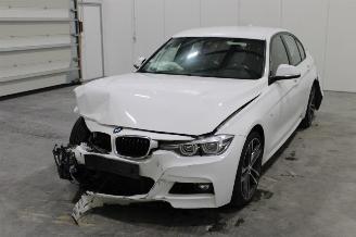 skadebil auto BMW 3-serie 318 2019/7