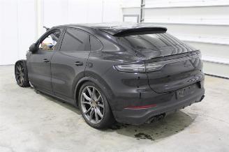 Porsche Cayenne  picture 5