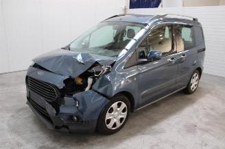 Vaurioauto  commercial vehicles Ford Transit Courier Van Transit Courier 2019/4