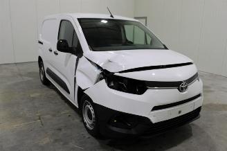 Toyota ProAce CITY picture 2