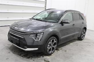 damaged passenger cars Kia Niro  2024/8