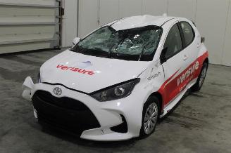 Schadeauto Toyota Yaris  2025/1