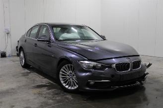 uszkodzony samochody osobowe BMW 3-serie 320 2016/4