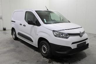 Toyota ProAce CITY picture 2